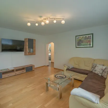 Mit Bergblick In * Bad Bleiberg