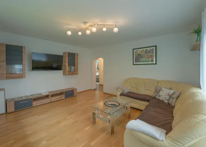 Mit Bergblick In * باد بلايبرغ