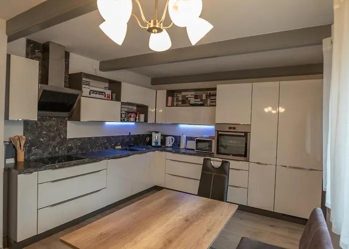 Mit Bergblick In Apartament *